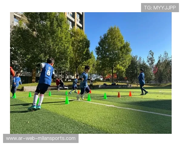 “青训创新技术取得突破，体育科技推动足球发展”，什么叫足球青训体系是什么